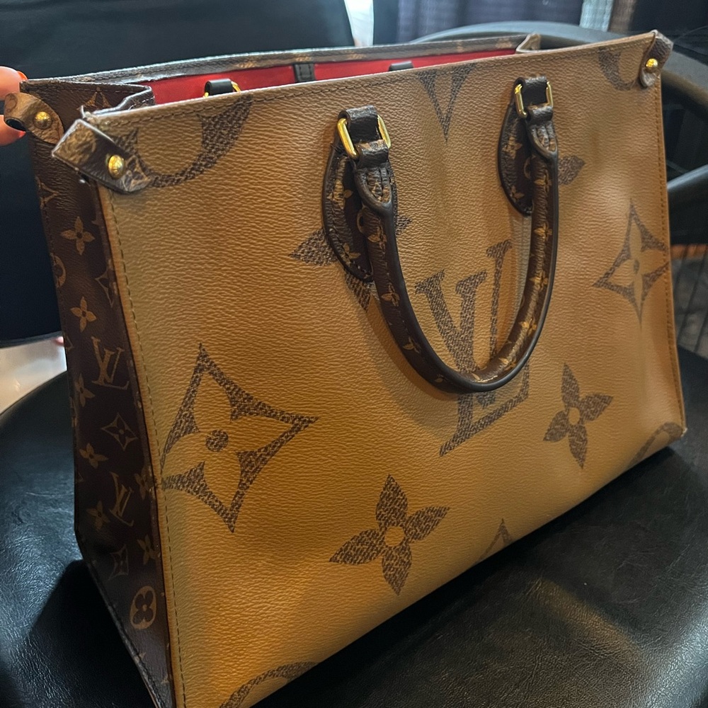 Louis Vuitton mm